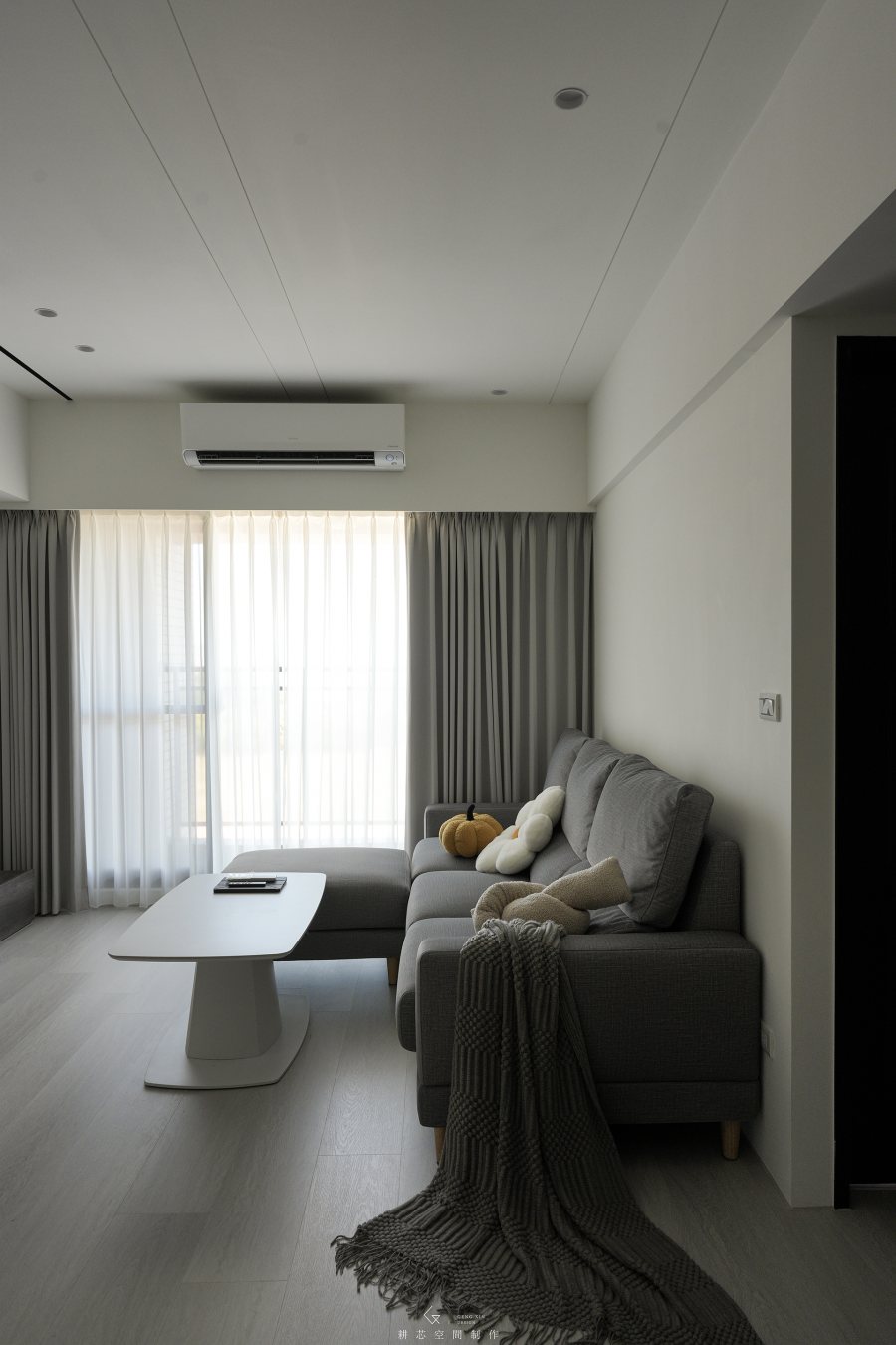 耕芯空間制作作品|傳佳緻徐宅 客廳沙發